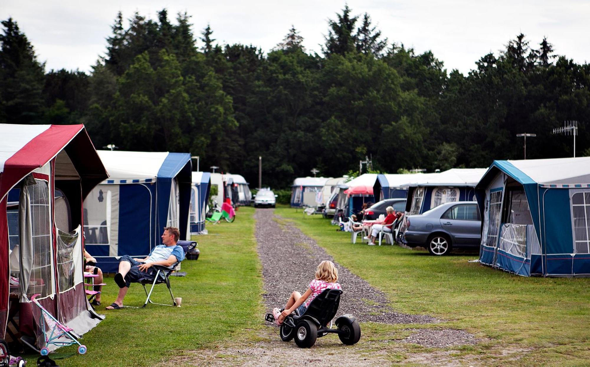 Sæby Svalereden Strand Camping Cottages מראה חיצוני תמונה